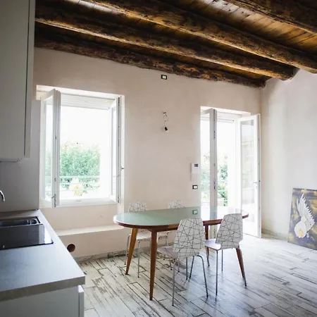 L'orto Feriehus Lierna